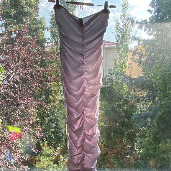 Off White Bodycon Ruched Strapless Dress - Picture 14 of 17